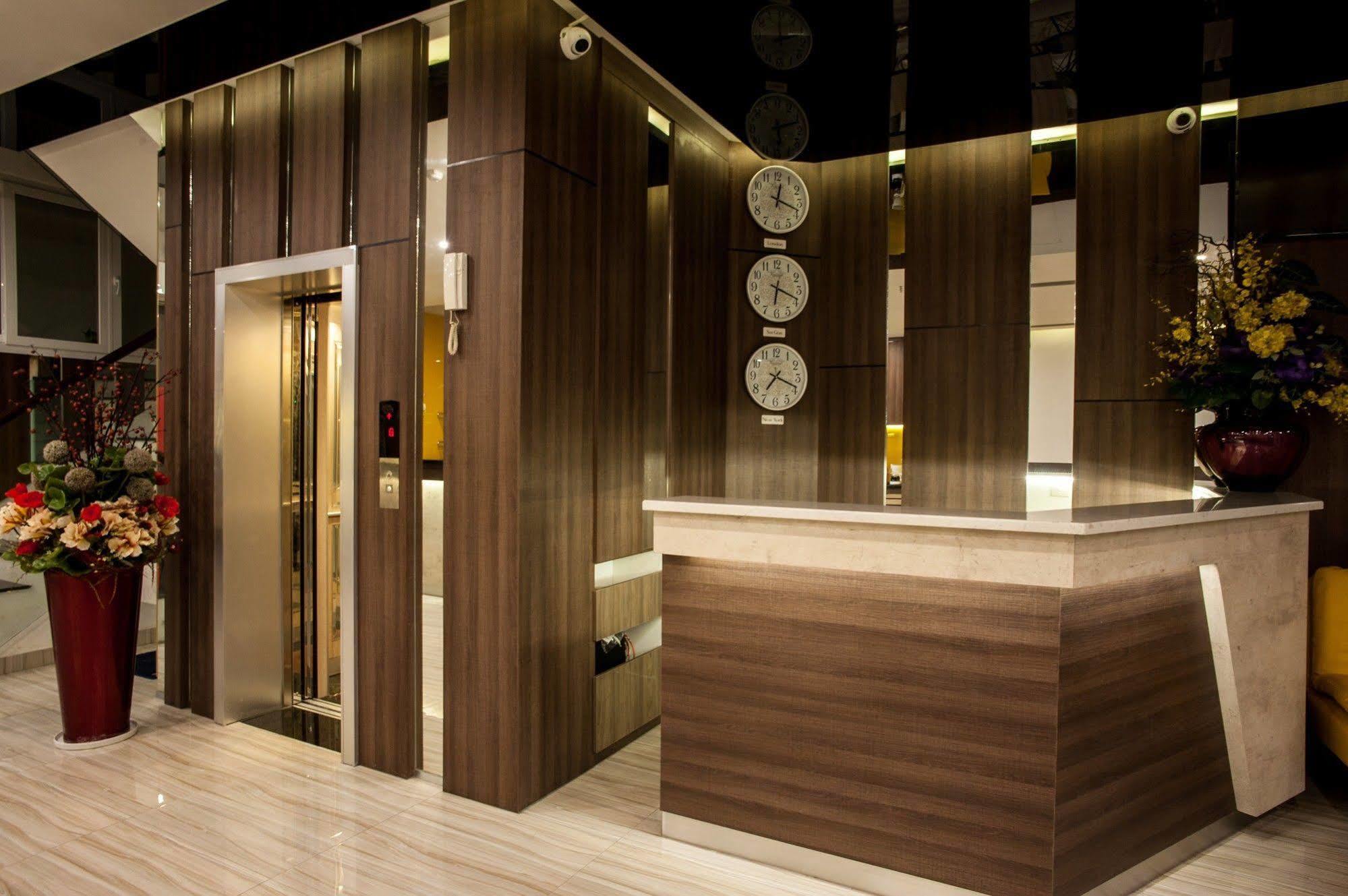 Laluna Saigon Hotel 3*